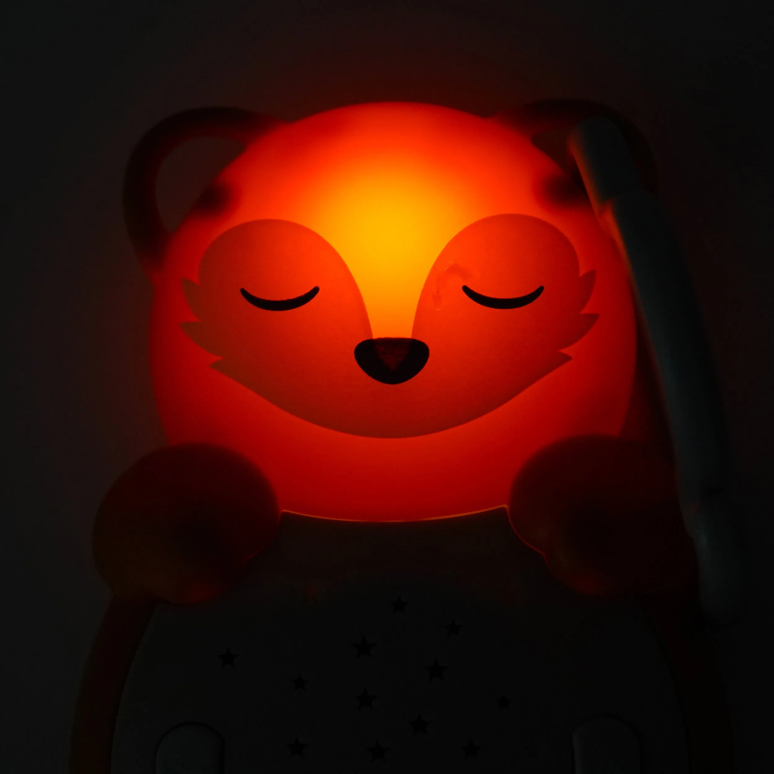 Cloud.b Sweet Dreamz™ Travel Sound Soother - Portable Comfort with Nightlight & Calming Sounds