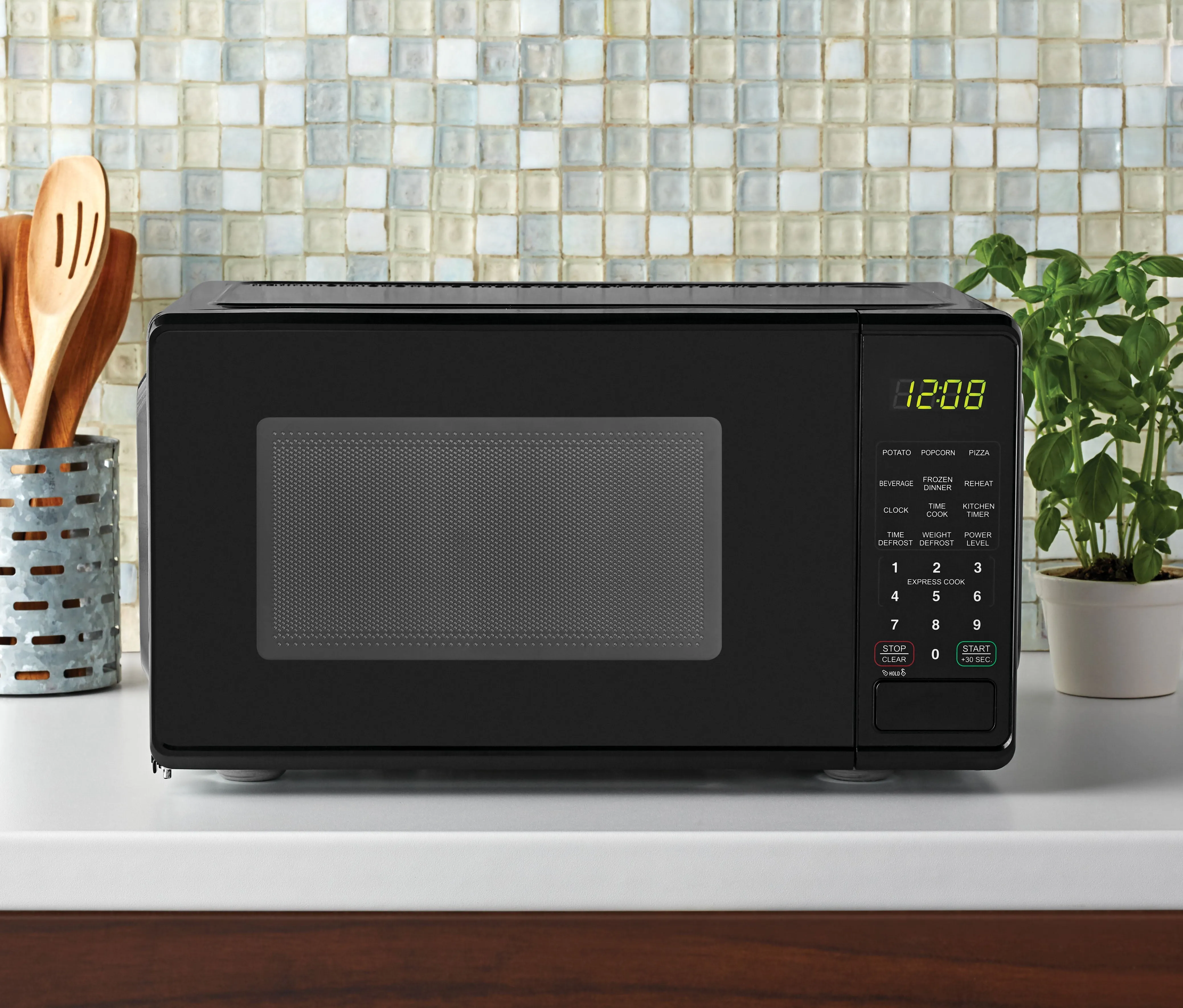 Compact Countertop Microwave Oven, 0.7 Cu ft Black