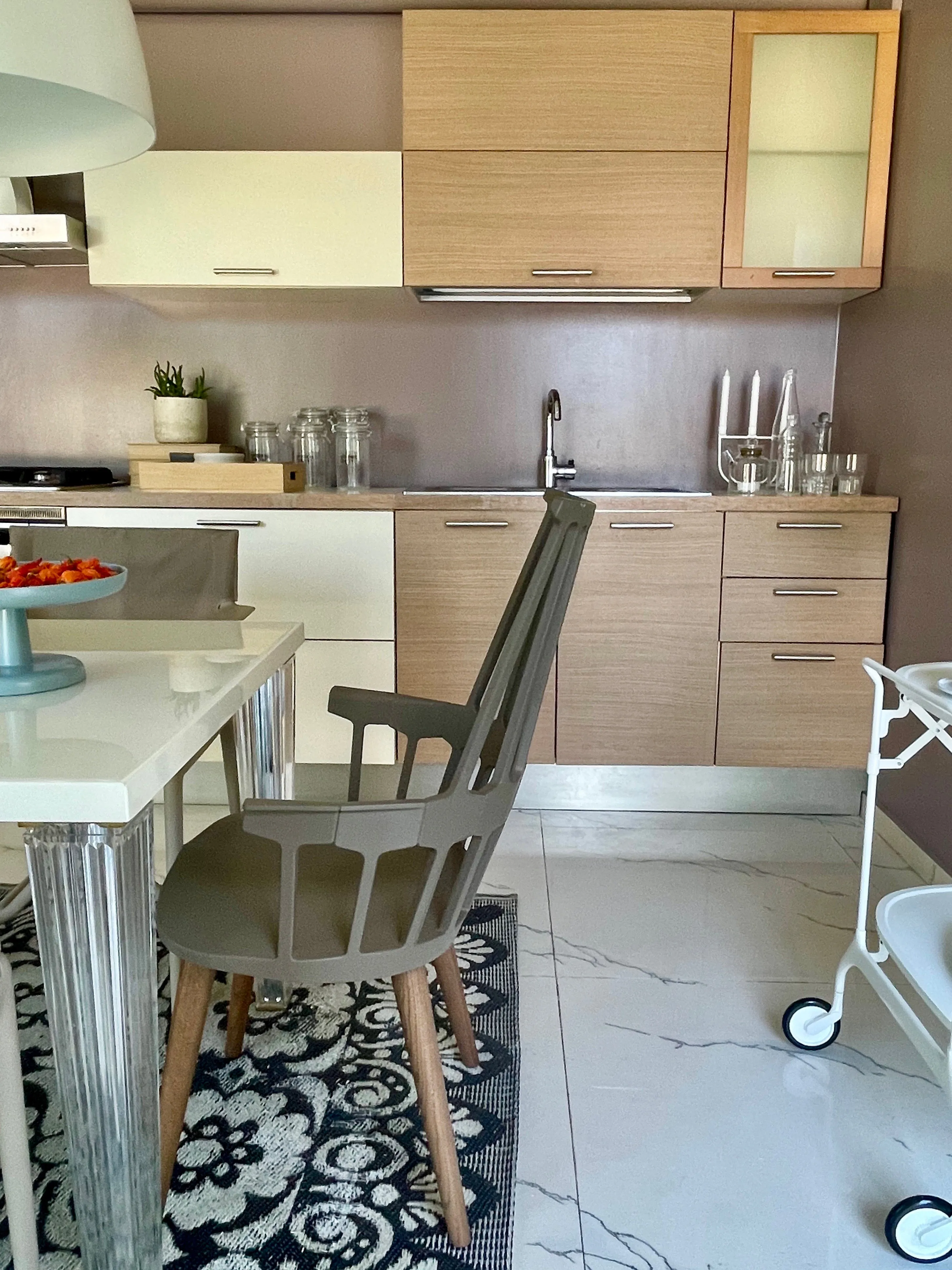 Kitchen with appliances