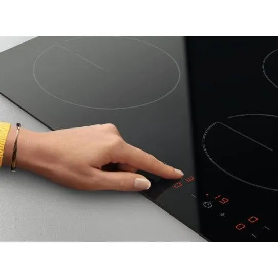 Zanussi ZHRX643K Ceramic Hob - Black